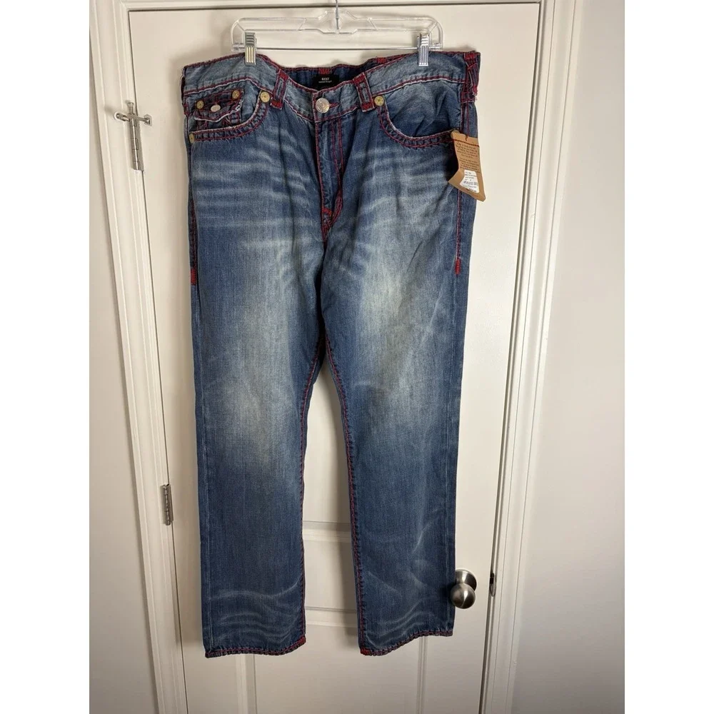 NWT!!! True Religion Ricky Flap T Jeans, Relaxed Straight, Sz 44 Red Stitching
